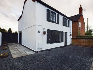 Front elevation- click for photo gallery